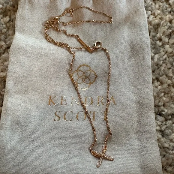 Kendra Scott Rose Gold Bow Necklace - Picture 1 of 1